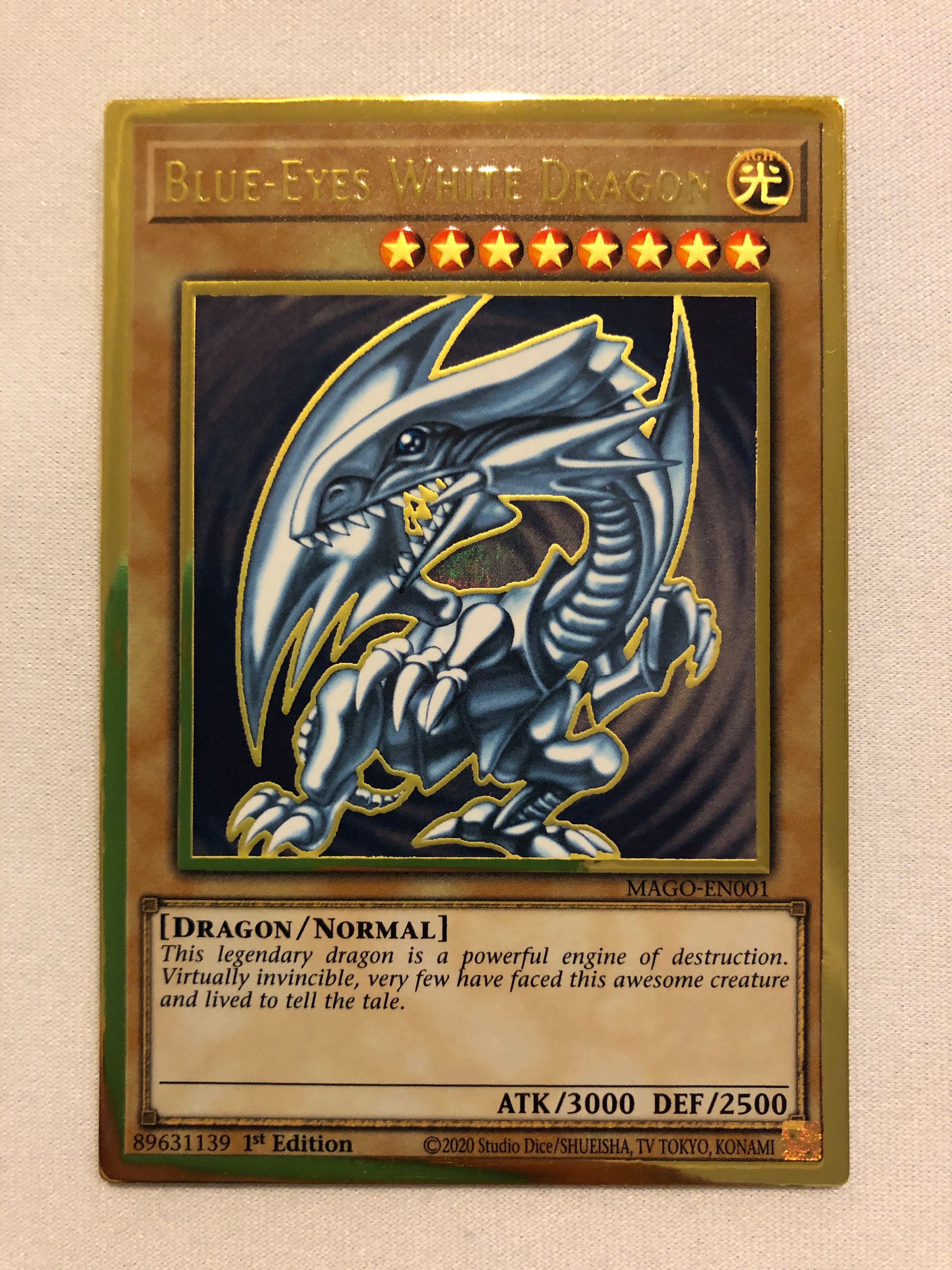 Yugioh Blue-Eyes White Dragon MAGO-EN001 Premium Gold Rare 1st Edition Near  Mint