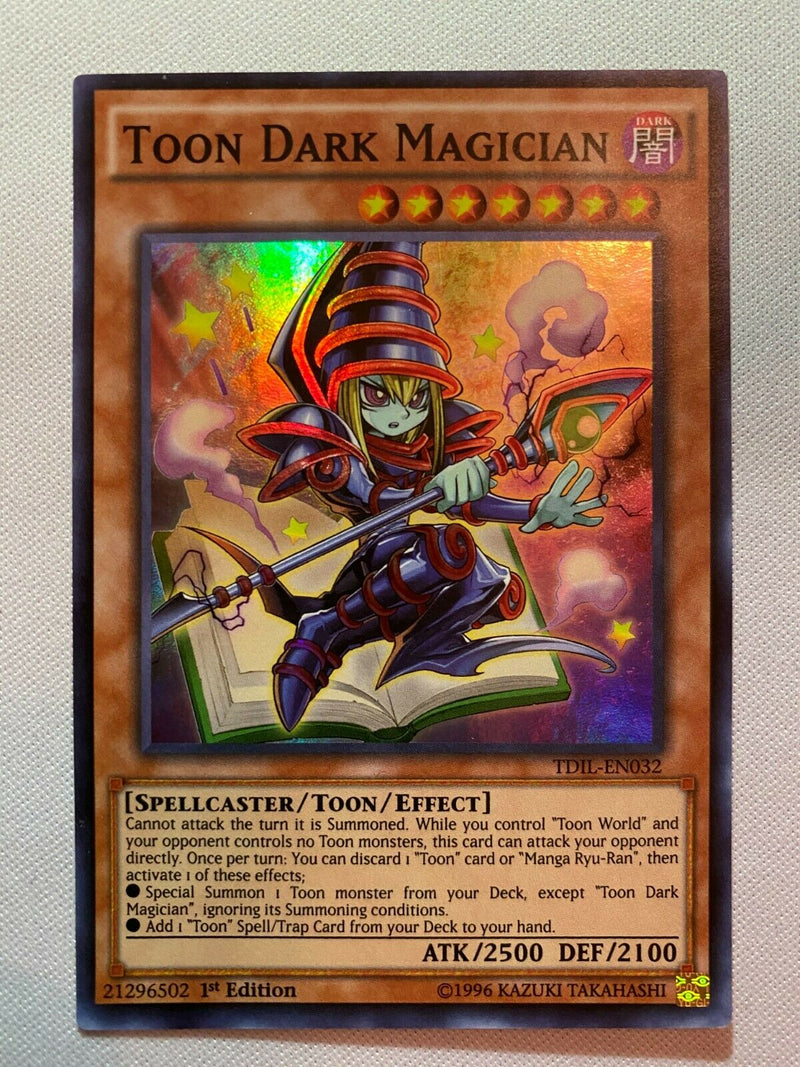 Yugioh Toon Dark Magician TDIL-EN032 1st Edition Super Rare Near Mint