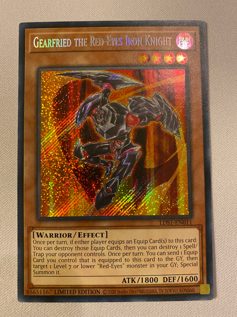 Yugioh Gearfried the Red-Eyes Iron Knight LDS1-EN011 Limited Edition  Secret Rare  NM