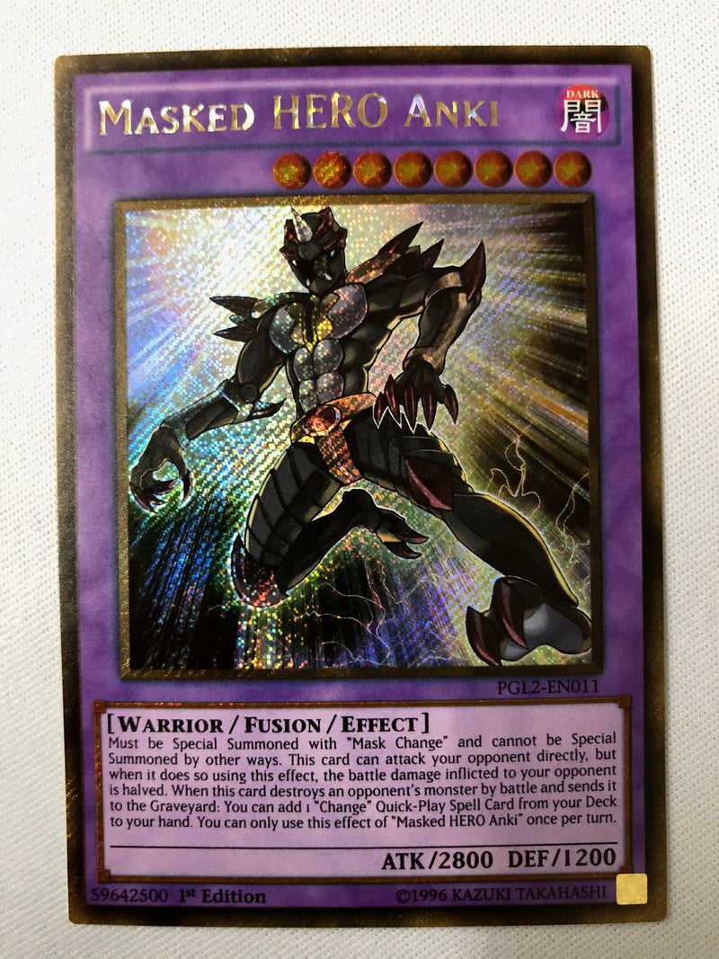 Yugioh Masked HERO Anki PGL2-EN011 Gold Secret Rare 1st Edition Near Mint