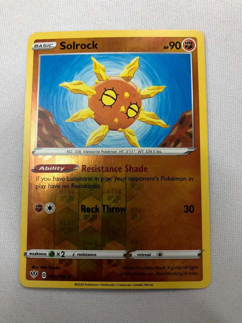 Solrock 092/189 Darkness Ablaze Reverse Holo Uncommon Pokemon Card NM