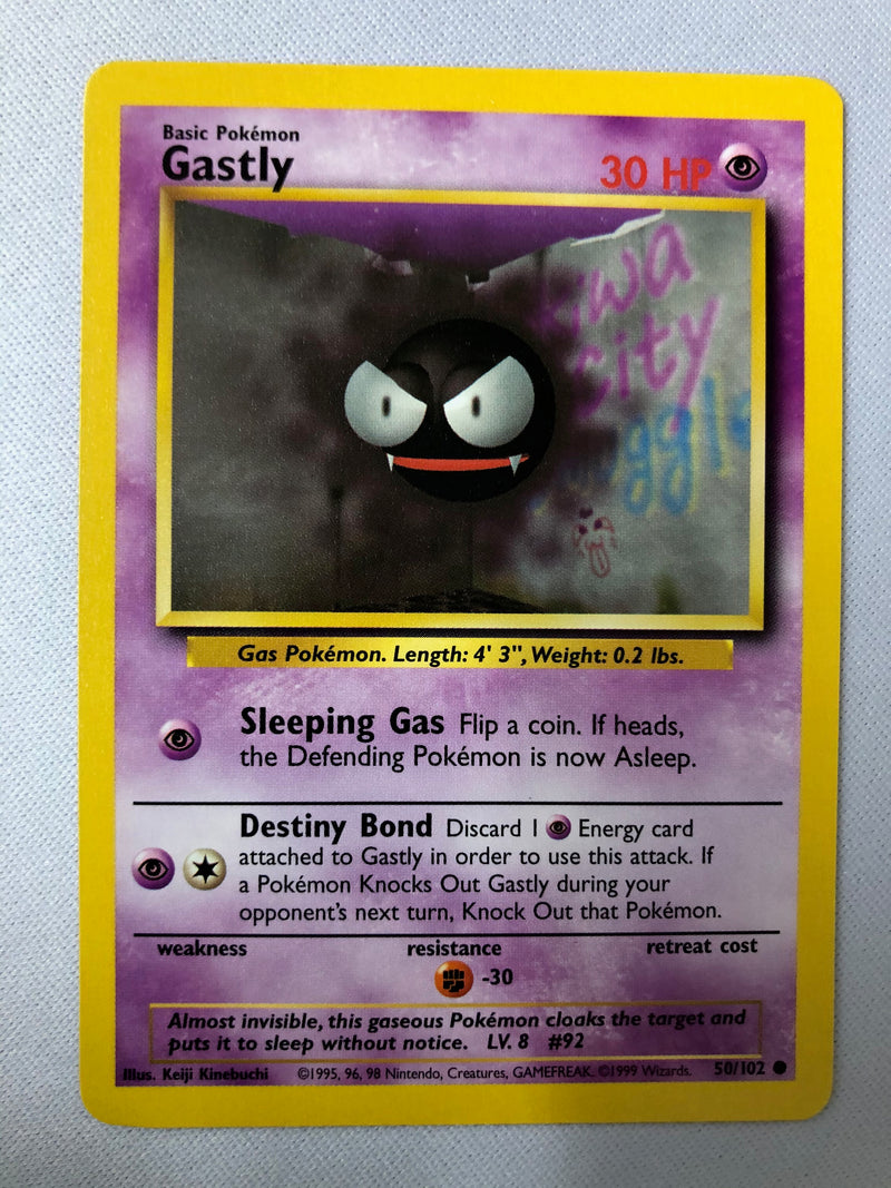 Gastly 50/102 Base Set Common Pokemon Card NM